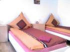 Zimmer zu vermieten ab 10 Euro pro Person u. Nacht Tel. 0151 15662588 Raum Frankfu